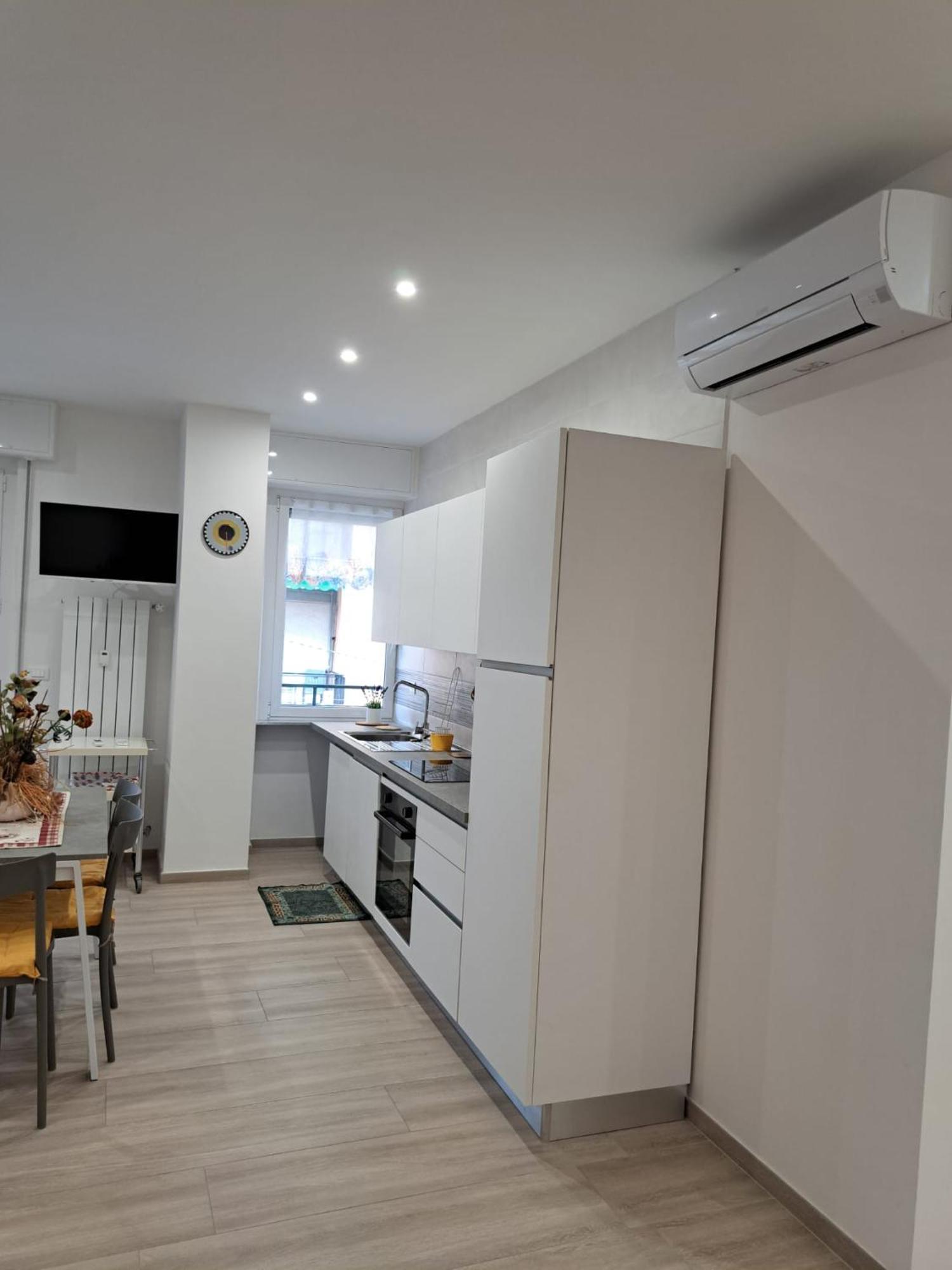 洛阿诺Casa Di Leo公寓 外观 照片